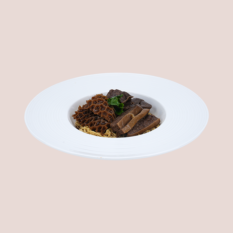 WING LOK x hkmasterngan Mixed Beef Offal with Thick Noodles (1 Serving) 160G