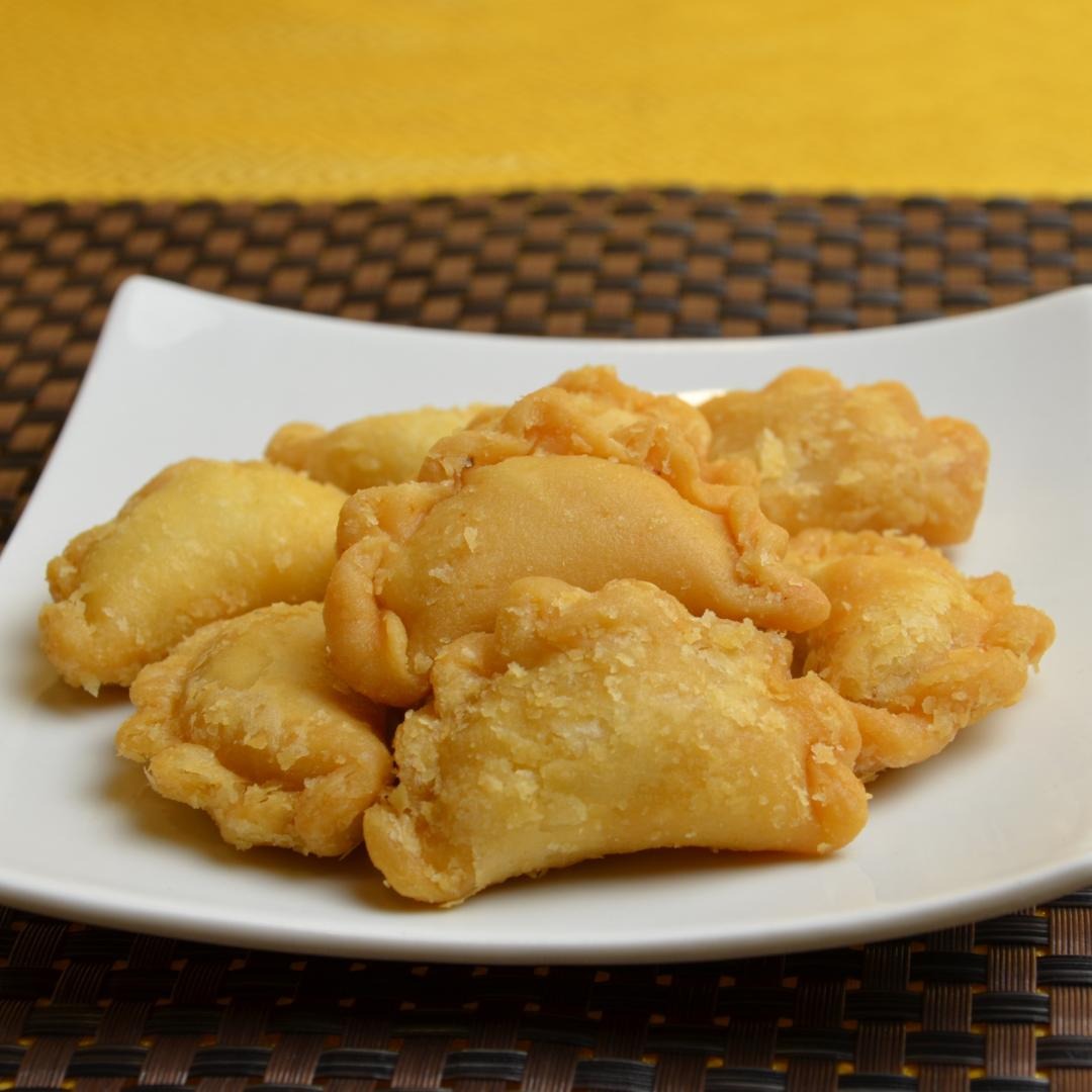 (Pre-Order) Pat Chun Fried Dumpling with Lotus Seed Paste in Bag 600g